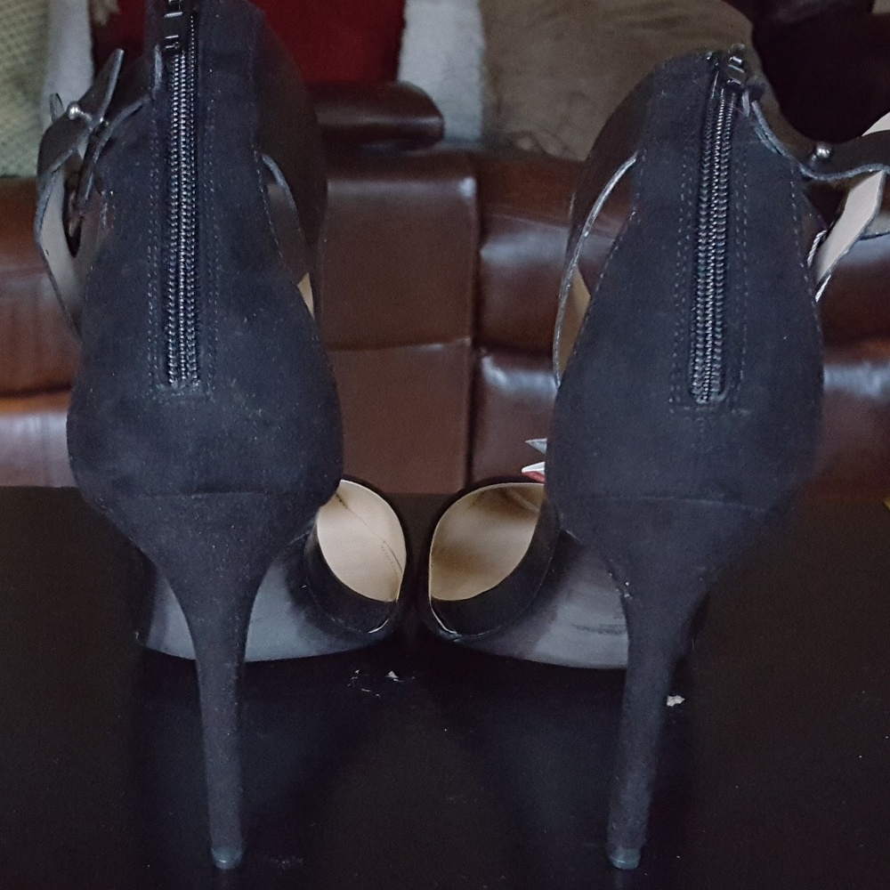 NEW Zara Trafaluc Suede Ankle Cuff Size 8 … - Picture 5 of 7